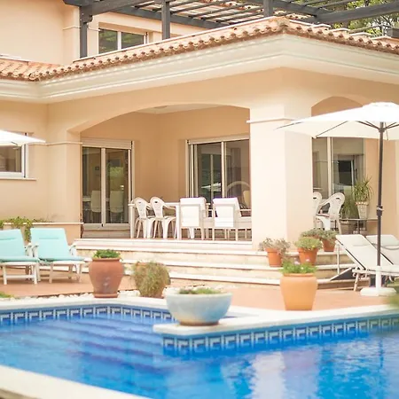 Nin Salou, Tarracohomes Villa